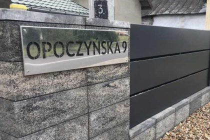 Nowoczesne ogrodzenie betonowe z bloczków - plotex.net.pl